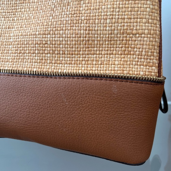 Isaac Mizrahi Handbag - Picture 3 of 5